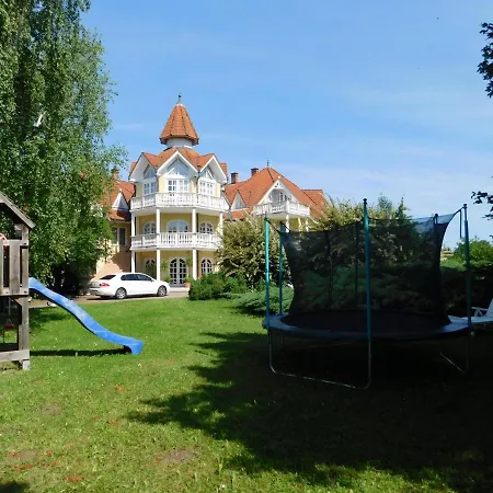 Apartment Erika Apartmanhaz *